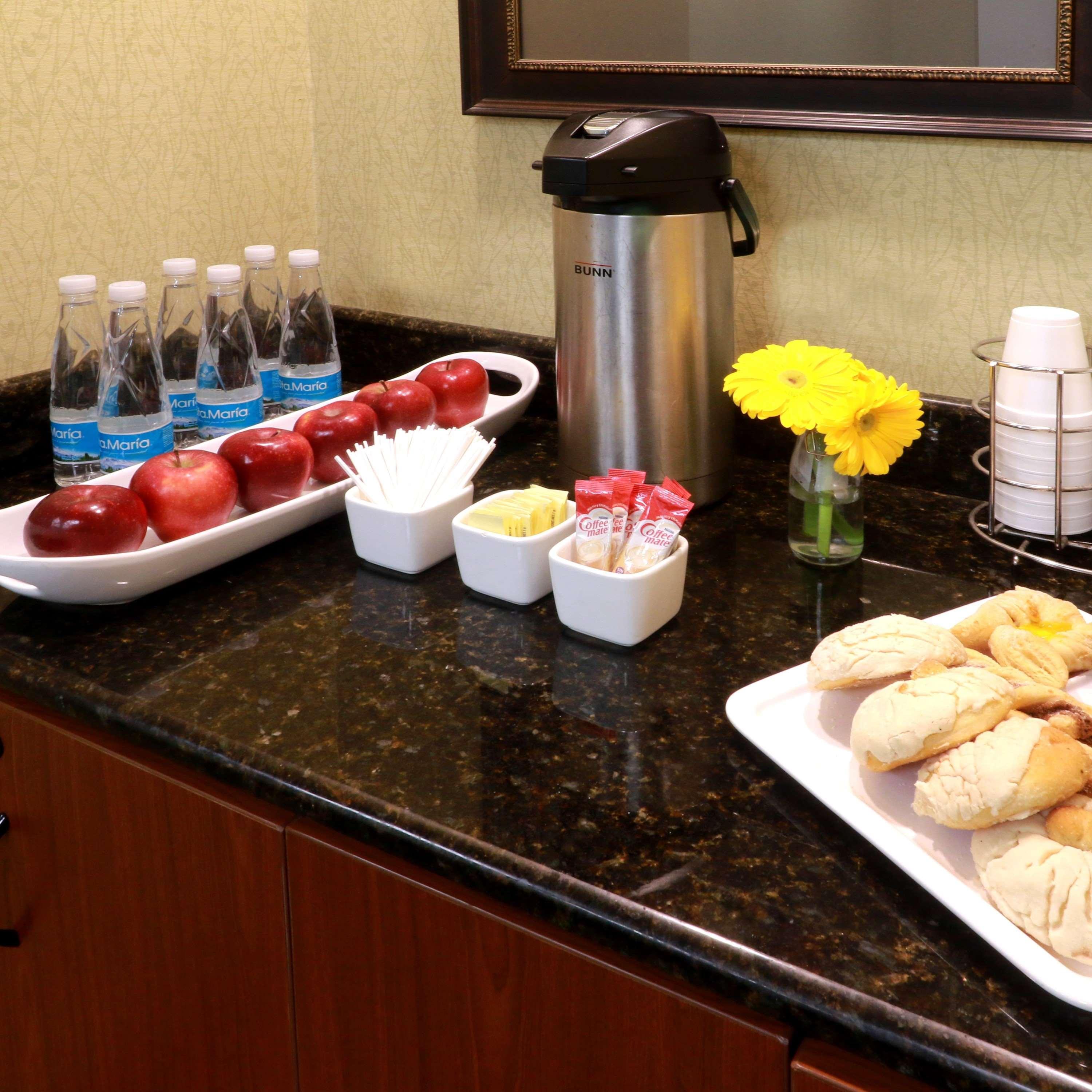 Готель Hampton By Hilton Reynosa Zona Industrial Екстер'єр фото