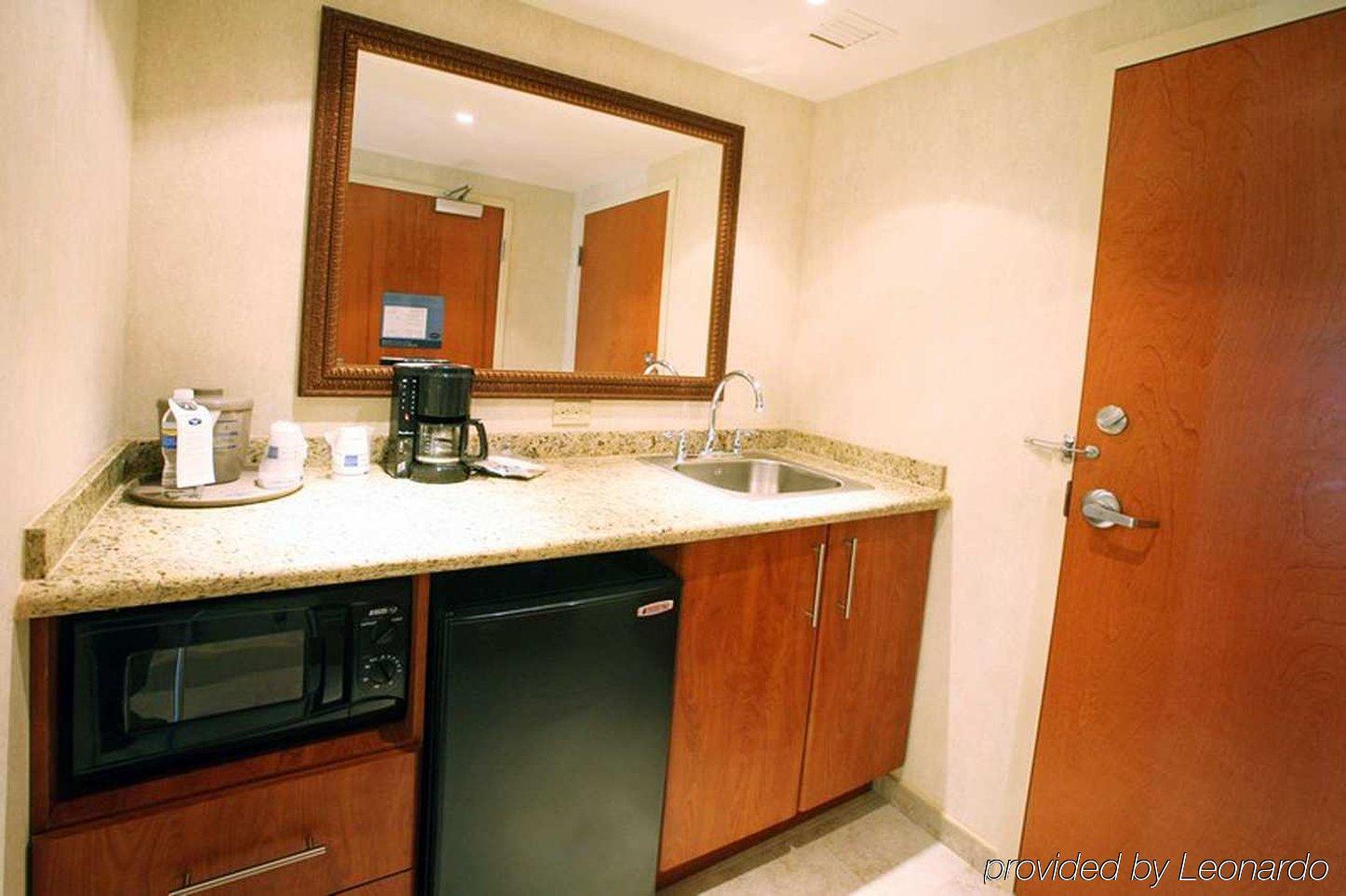Готель Hampton By Hilton Reynosa Zona Industrial Номер фото